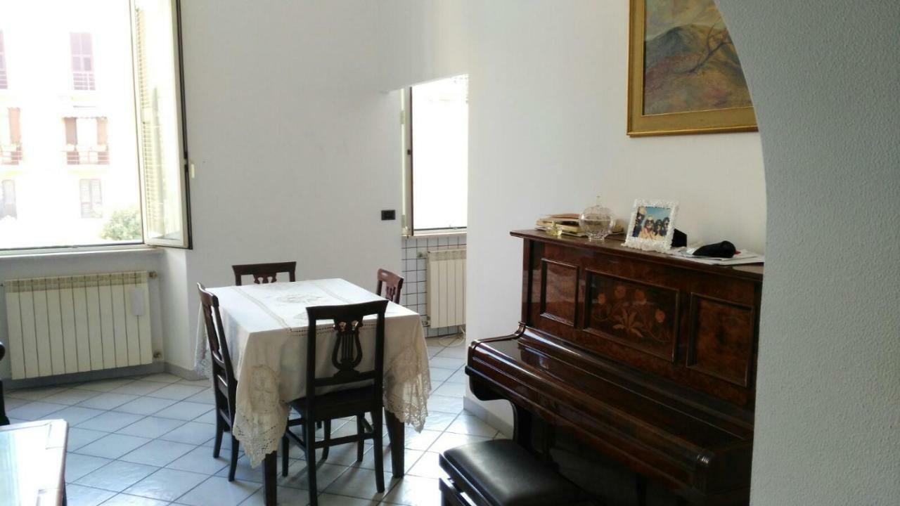 Whole Holiday Home Apartment Splendid Civitavecchia Da Pamino & Priscilla Luaran gambar