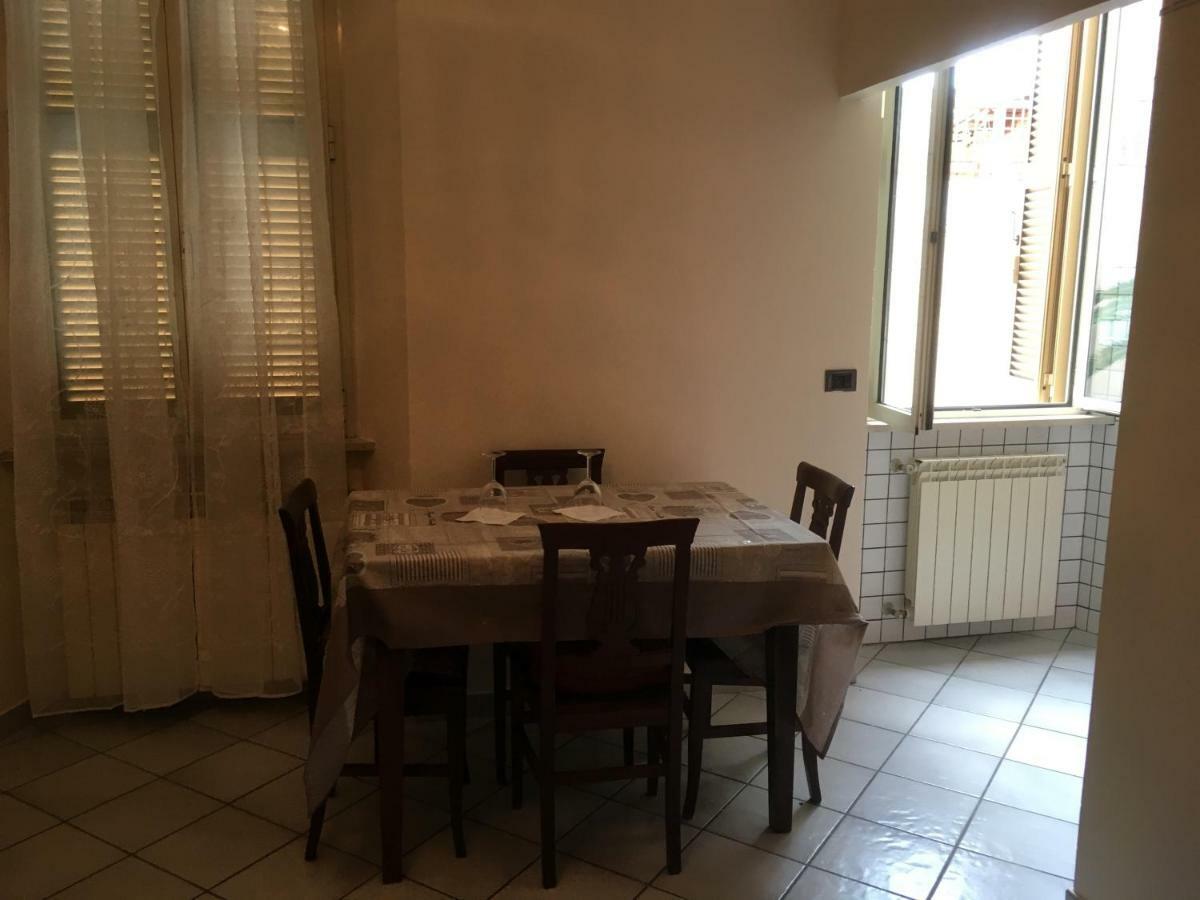 Whole Holiday Home Apartment Splendid Civitavecchia Da Pamino & Priscilla Luaran gambar